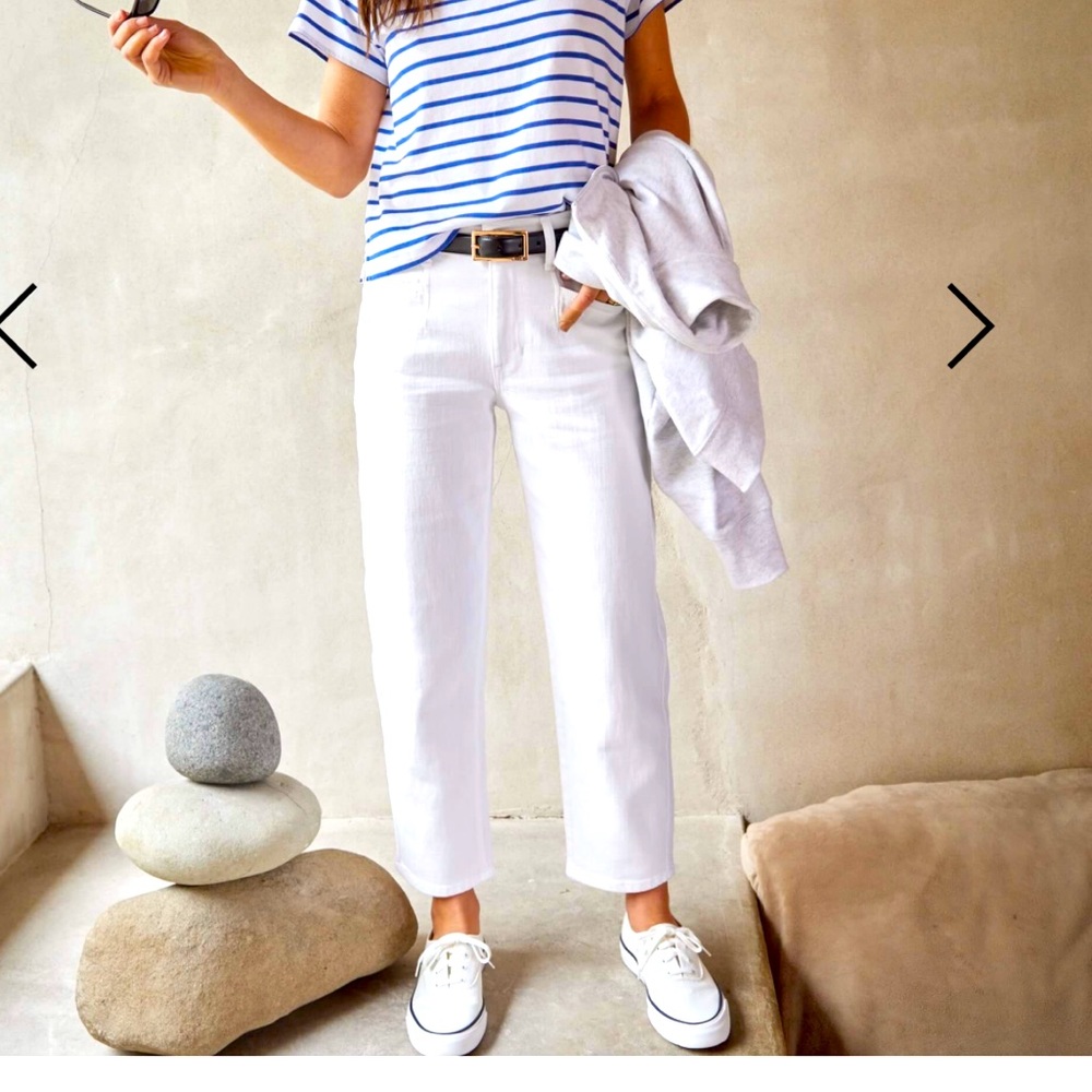 AYR white size 28 the beat twill jeans